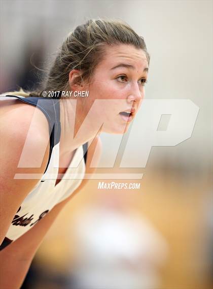 Thumbnail 3 in Dakota Ridge vs. Broomfield (Castle View/ThunderRidge Tip-Off Tourney) photogallery.