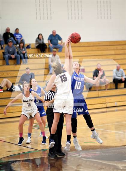 Thumbnail 2 in Dakota Ridge vs. Broomfield (Castle View/ThunderRidge Tip-Off Tourney) photogallery.