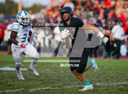 Thumbnail 3 in Rich Central @ Highland (IHSA 5A 1st Round Playoff) photogallery.