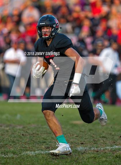 Thumbnail 2 in Rich Central @ Highland (IHSA 5A 1st Round Playoff) photogallery.