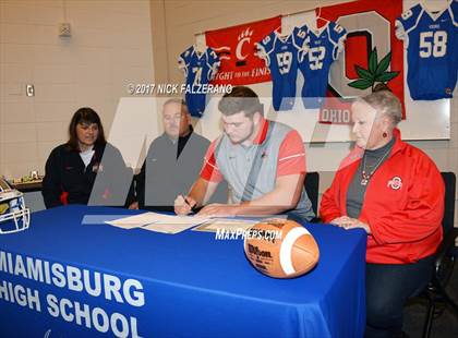 Thumbnail 2 in Miamisburg (National Signing Day) photogallery.