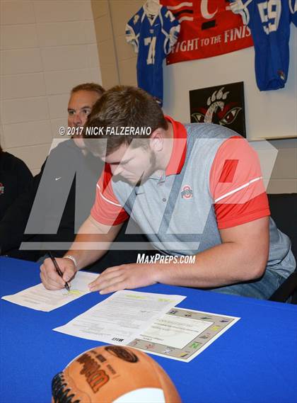 Thumbnail 1 in Miamisburg (National Signing Day) photogallery.