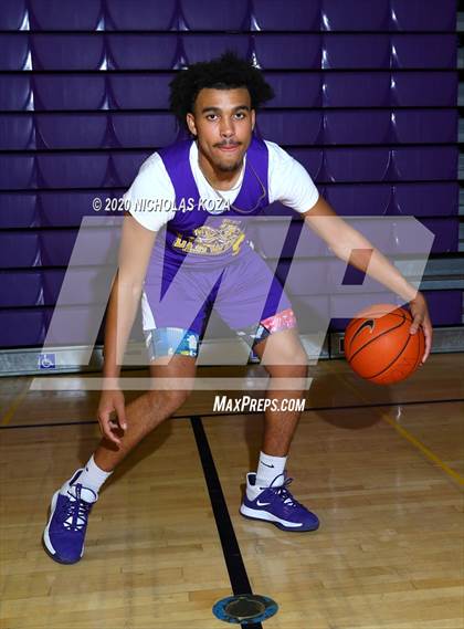 Thumbnail 3 in Lynwood Varsity Basketball Photo Shoot photogallery.