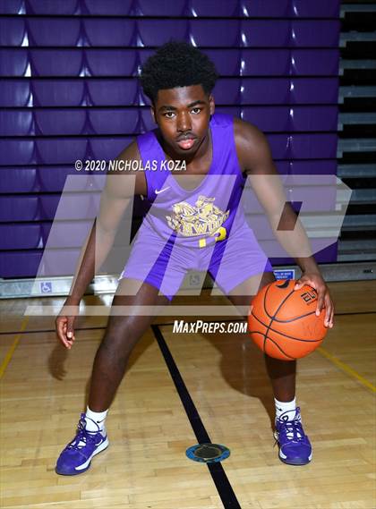 Thumbnail 2 in Lynwood Varsity Basketball Photo Shoot photogallery.