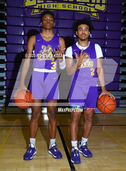 Thumbnail 3 in Lynwood Varsity Basketball Photo Shoot photogallery.