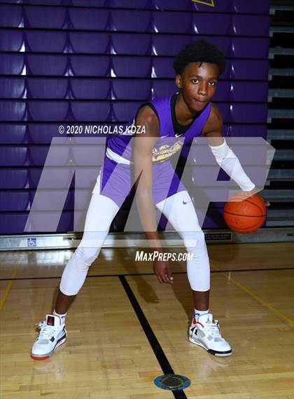 Thumbnail 3 in Lynwood Varsity Basketball Photo Shoot photogallery.