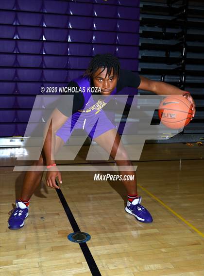 Thumbnail 2 in Lynwood Varsity Basketball Photo Shoot photogallery.