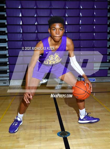 Thumbnail 2 in Lynwood Varsity Basketball Photo Shoot photogallery.