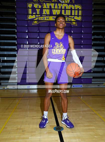 Thumbnail 1 in Lynwood Varsity Basketball Photo Shoot photogallery.