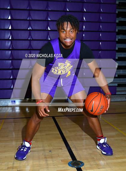 Thumbnail 1 in Lynwood Varsity Basketball Photo Shoot photogallery.