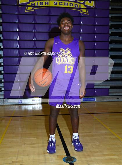 Thumbnail 1 in Lynwood Varsity Basketball Photo Shoot photogallery.