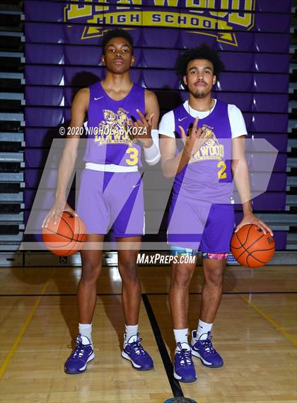 Thumbnail 2 in Lynwood Varsity Basketball Photo Shoot photogallery.