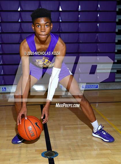 Thumbnail 1 in Lynwood Varsity Basketball Photo Shoot photogallery.