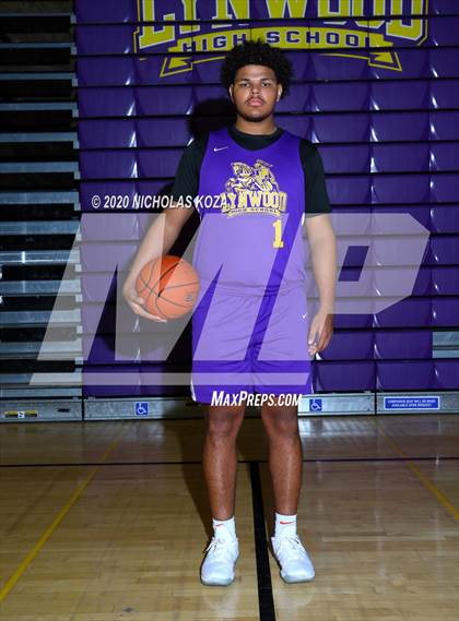 Thumbnail 2 in Lynwood Varsity Basketball Photo Shoot photogallery.