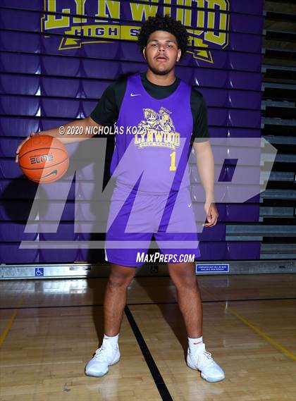 Thumbnail 2 in Lynwood Varsity Basketball Photo Shoot photogallery.