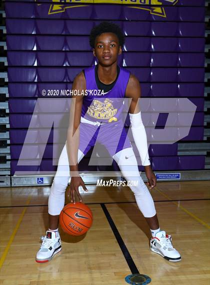 Thumbnail 2 in Lynwood Varsity Basketball Photo Shoot photogallery.