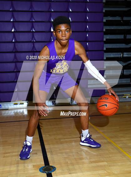 Thumbnail 3 in Lynwood Varsity Basketball Photo Shoot photogallery.