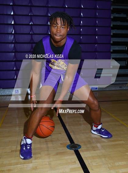Thumbnail 3 in Lynwood Varsity Basketball Photo Shoot photogallery.
