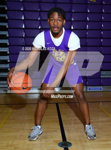 Thumbnail 3 in Lynwood Varsity Basketball Photo Shoot photogallery.