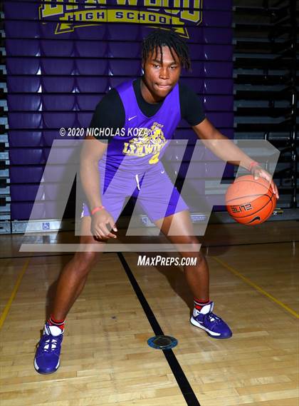 Thumbnail 2 in Lynwood Varsity Basketball Photo Shoot photogallery.