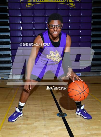 Thumbnail 1 in Lynwood Varsity Basketball Photo Shoot photogallery.