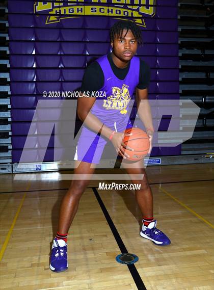Thumbnail 1 in Lynwood Varsity Basketball Photo Shoot photogallery.