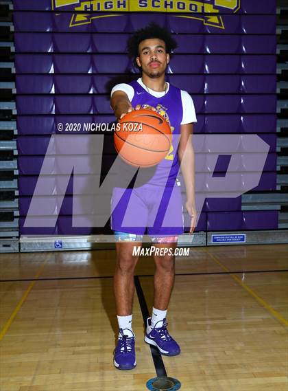 Thumbnail 2 in Lynwood Varsity Basketball Photo Shoot photogallery.