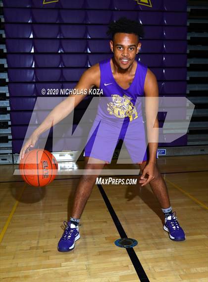 Thumbnail 2 in Lynwood Varsity Basketball Photo Shoot photogallery.