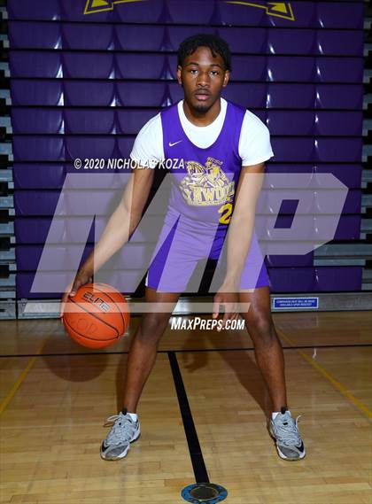 Thumbnail 1 in Lynwood Varsity Basketball Photo Shoot photogallery.