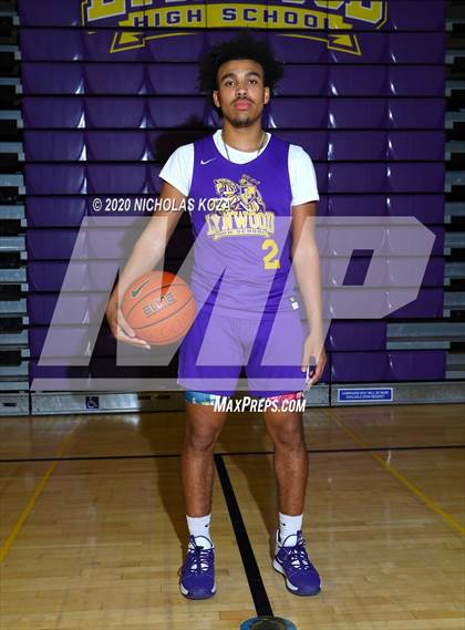 Thumbnail 3 in Lynwood Varsity Basketball Photo Shoot photogallery.