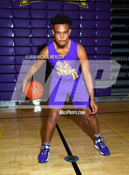 Thumbnail 3 in Lynwood Varsity Basketball Photo Shoot photogallery.