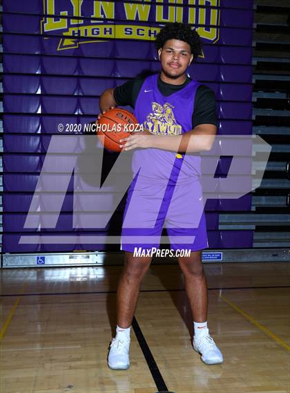 Thumbnail 2 in Lynwood Varsity Basketball Photo Shoot photogallery.