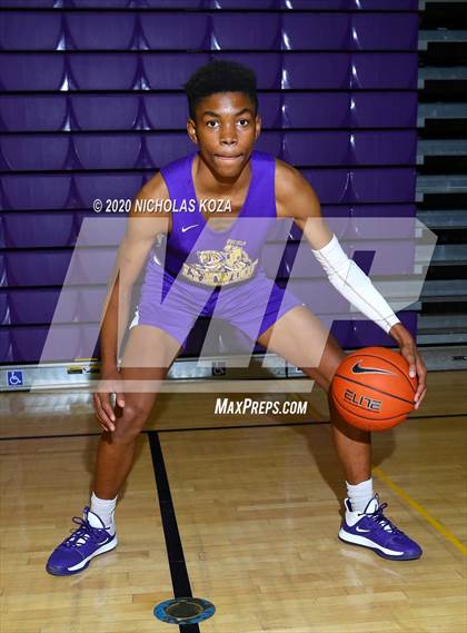 Thumbnail 2 in Lynwood Varsity Basketball Photo Shoot photogallery.