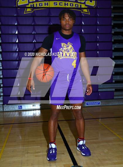 Thumbnail 2 in Lynwood Varsity Basketball Photo Shoot photogallery.