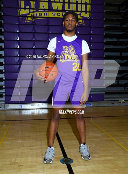 Thumbnail 1 in Lynwood Varsity Basketball Photo Shoot photogallery.