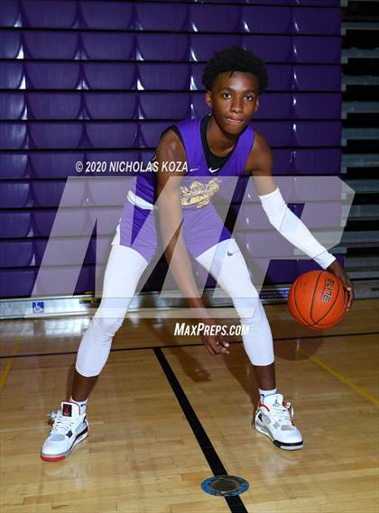 Thumbnail 3 in Lynwood Varsity Basketball Photo Shoot photogallery.