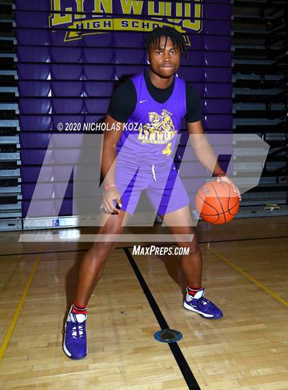 Thumbnail 2 in Lynwood Varsity Basketball Photo Shoot photogallery.