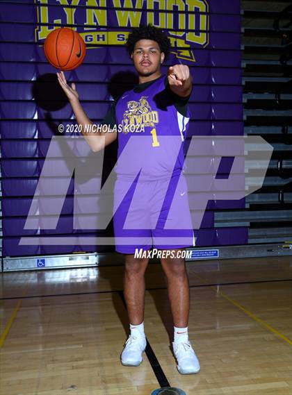 Thumbnail 3 in Lynwood Varsity Basketball Photo Shoot photogallery.