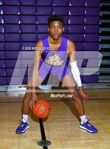 Thumbnail 2 in Lynwood Varsity Basketball Photo Shoot photogallery.