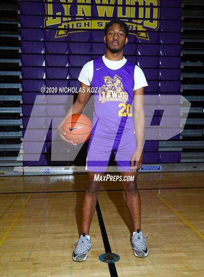 Thumbnail 1 in Lynwood Varsity Basketball Photo Shoot photogallery.