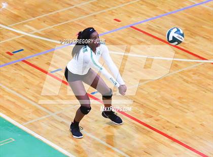 Thumbnail 3 in Barbe @ Newman (Newman Tournament) photogallery.
