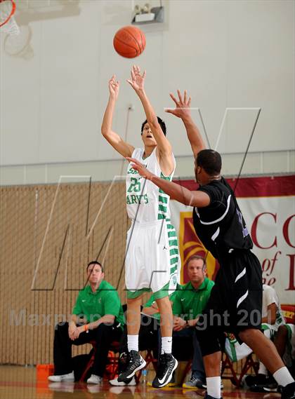 Thumbnail 3 in Vista del Lago vs. St. Mary's (MaxPreps Holiday Classic) photogallery.