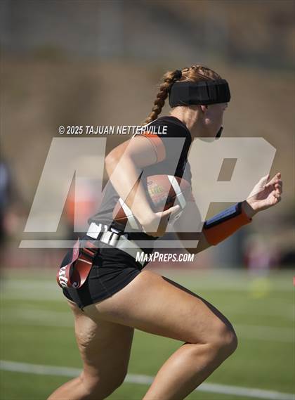 Thumbnail 1 in Hart @ Castaic photogallery.