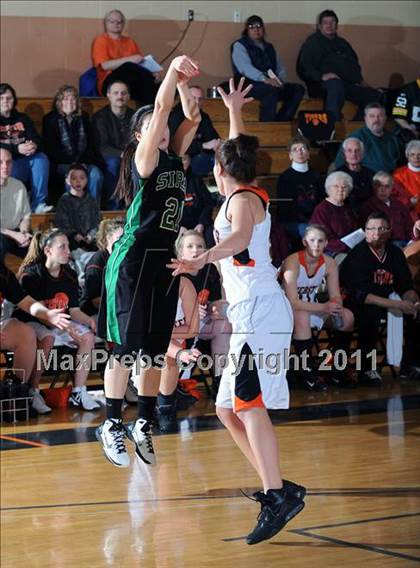 Thumbnail 2 in Siren @ Webster photogallery.