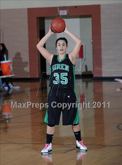 Thumbnail 1 in Siren @ Webster photogallery.