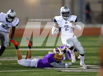 Thumbnail 1 in New Designs Watts vs. Lynwood photogallery.