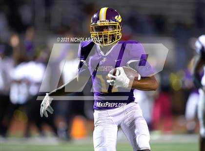 Thumbnail 2 in New Designs Watts vs. Lynwood photogallery.
