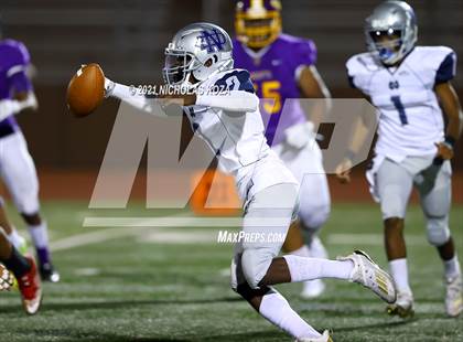 Thumbnail 3 in New Designs Watts vs. Lynwood photogallery.