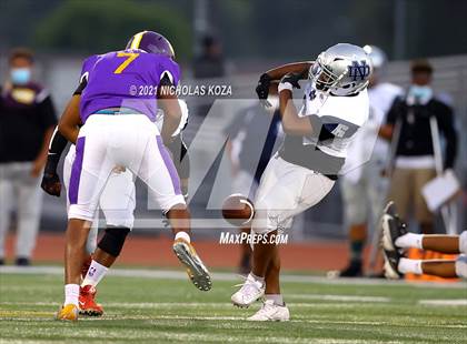 Thumbnail 3 in New Designs Watts vs. Lynwood photogallery.