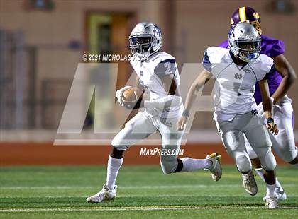 Thumbnail 3 in New Designs Watts vs. Lynwood photogallery.